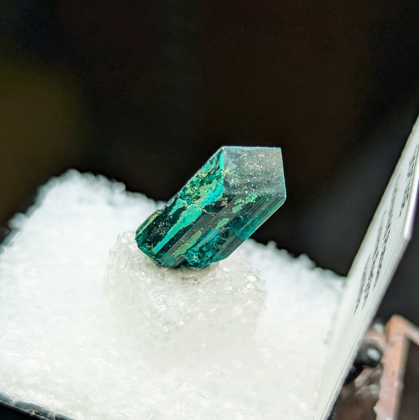 Dioptase Perky Box